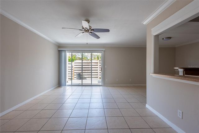 6860 WHITMAN COURT 32B, Sarasota, FL 34243