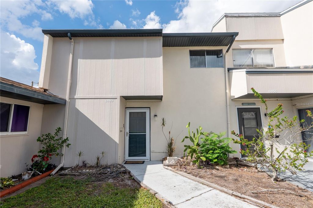 6860 WHITMAN COURT 32B, Sarasota, FL 34243