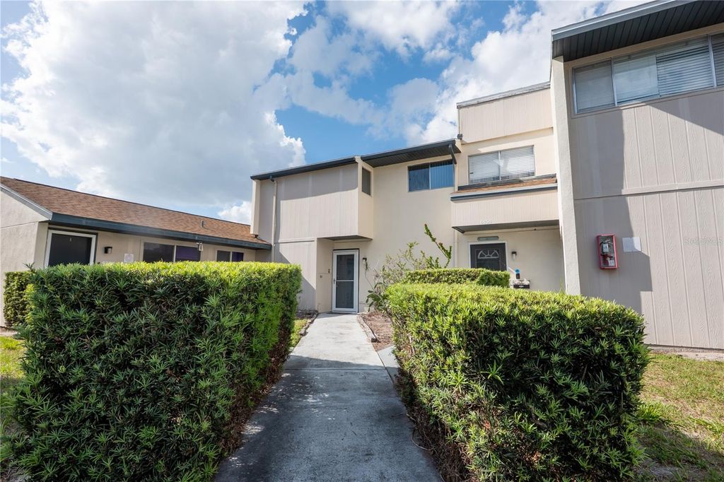 6860 WHITMAN COURT 32B, SARASOTA, FL 34243 — photo 3