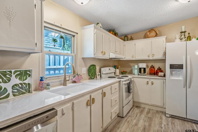 22616 Shady Trl, Flint, TX 75762