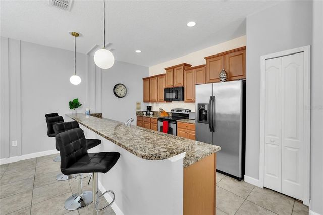 8958 CAT PALM ROAD, Kissimmee, FL 34747