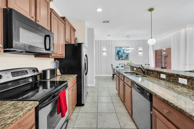 8958 CAT PALM ROAD, Kissimmee, FL 34747