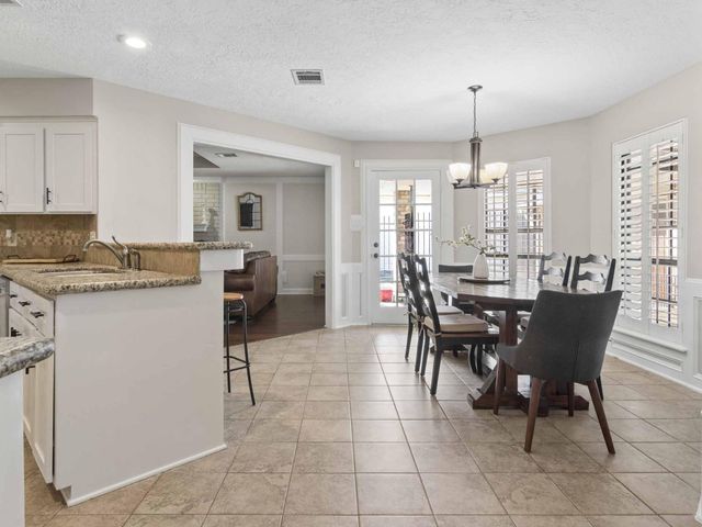 414 Yorkshire Court, Deer Park, TX 77536