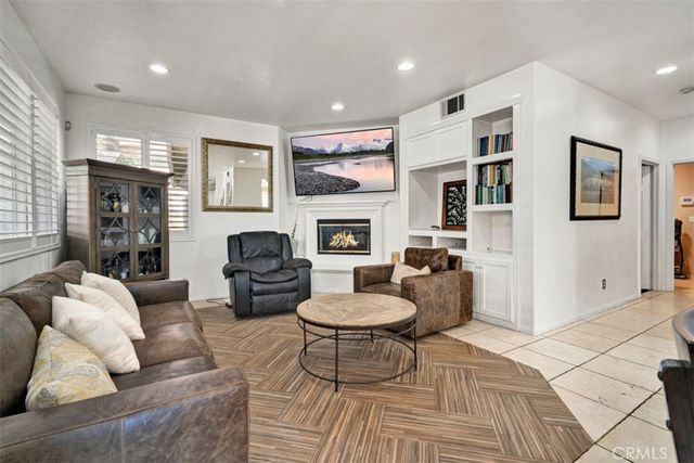 13692 Sandhill Crane, Corona, CA 92880