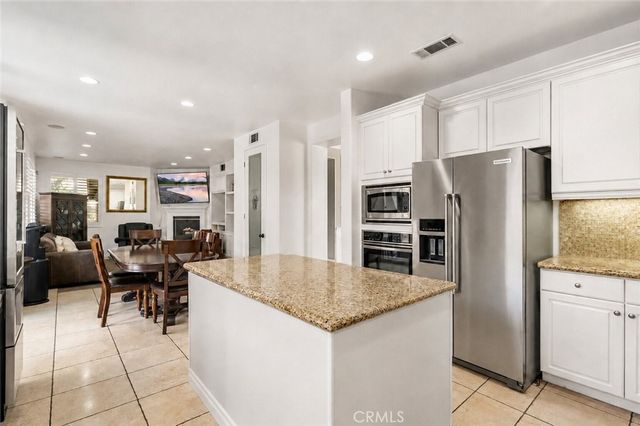 13692 Sandhill Crane, Corona, CA 92880