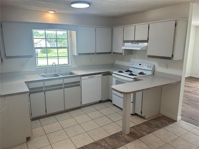 54 IVY LANE, Debary, FL 32713