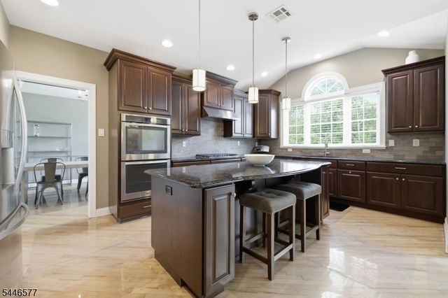 20 Ruggiero Way, Mount Olive Twp., NJ 07828