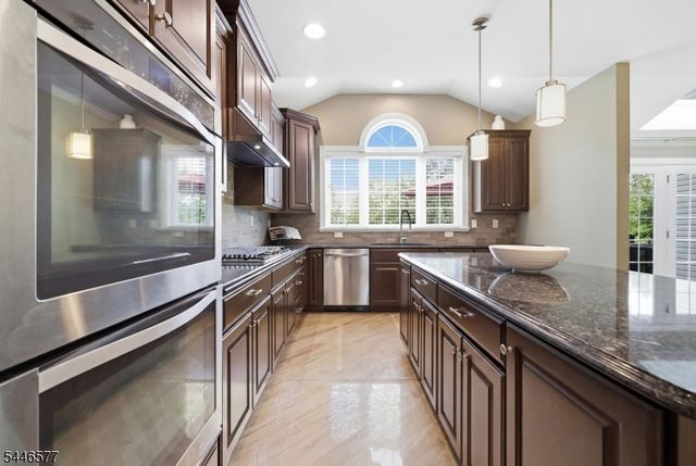 20 Ruggiero Way, Mount Olive Twp., NJ 07828