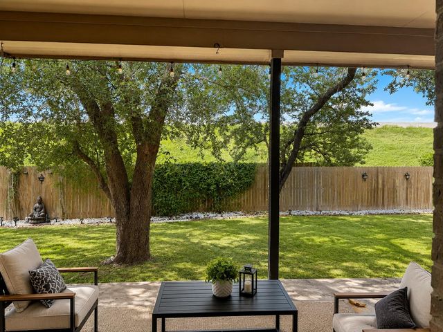 2413 Bowen ST, Leander, TX 78641