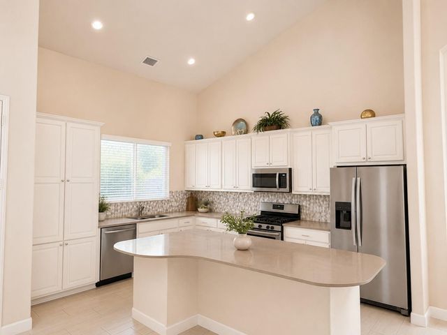2413 Bowen ST, Leander, TX 78641