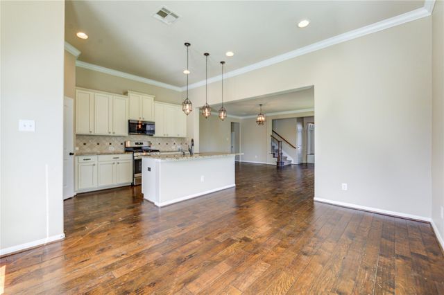 434 Bay Grove Lane, La Porte, TX 77571