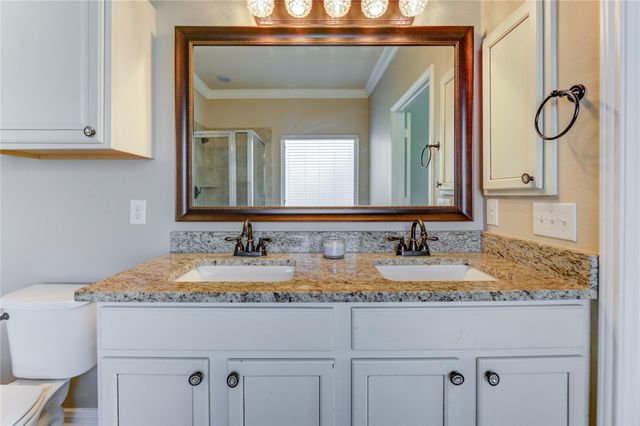 434 Bay Grove Lane, La Porte, TX 77571