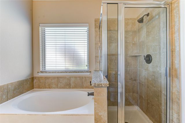 434 Bay Grove Lane, La Porte, TX 77571