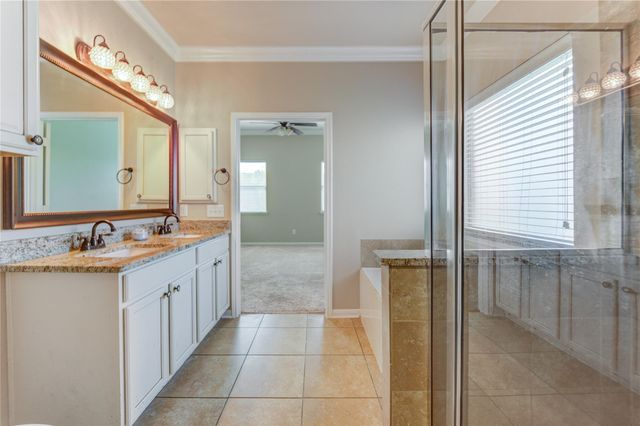 434 Bay Grove Lane, La Porte, TX 77571