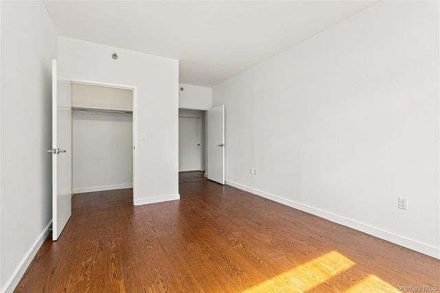 40-26 College Point Boulevard 8N, Flushing, NY 11354