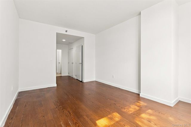 40-26 College Point Boulevard 8N, Flushing, NY 11354