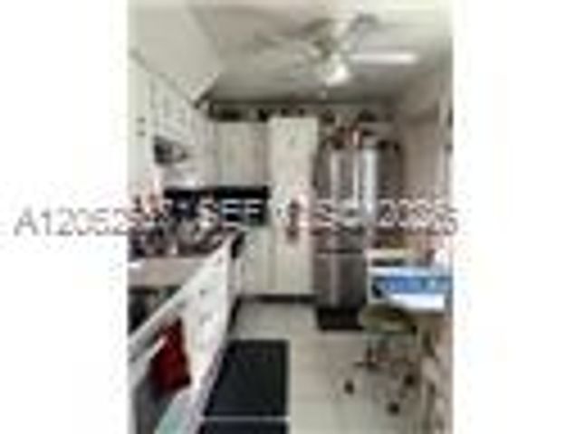 4141 NW 44th Avenue 226, Lauderdale Lakes, FL 33319