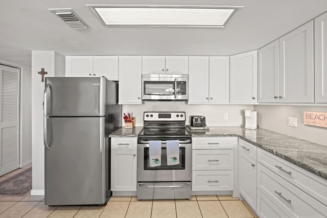 912 N Waccamaw Dr Unit 905, Garden City Beach, SC 29576