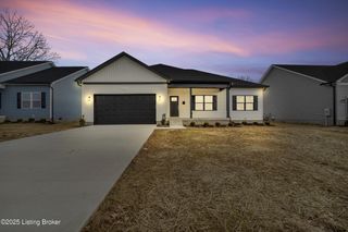 211 Alreva Rd, Louisville, KY 40216