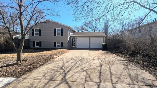 8641 E 97th Terrace, Kansas City, MO 64134