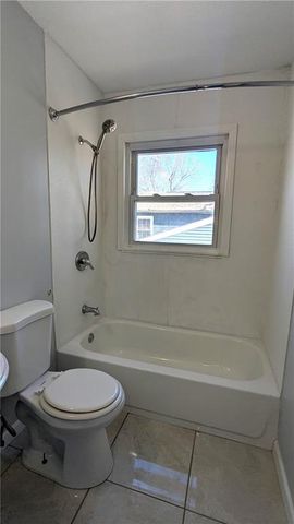 8641 E 97th Terrace, Kansas City, MO 64134