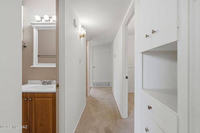 8041 E Julia Street, Tucson, AZ 85710