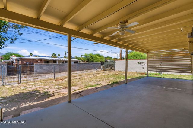 8041 E Julia Street, Tucson, AZ 85710