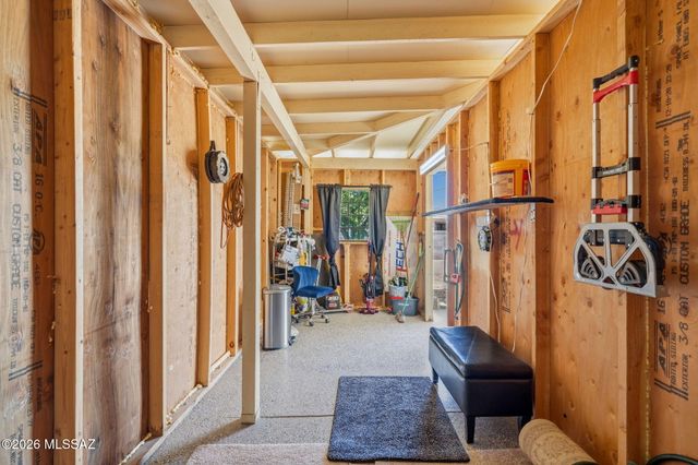 8041 E Julia Street, Tucson, AZ 85710