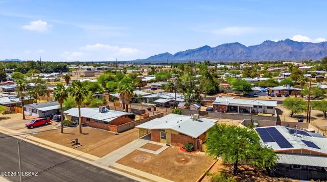 8041 E Julia Street, Tucson, AZ 85710
