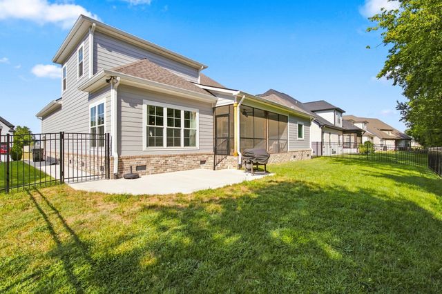3021 Shady Forest Dr, Murfreesboro, TN 37128