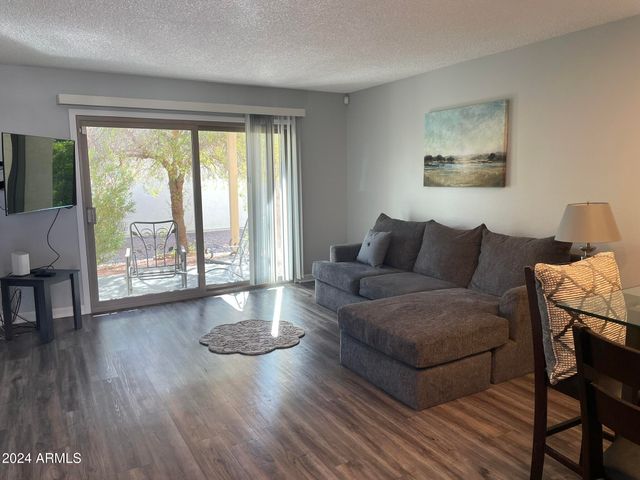 7811 E PARK VIEW Drive, Mesa, AZ 85208