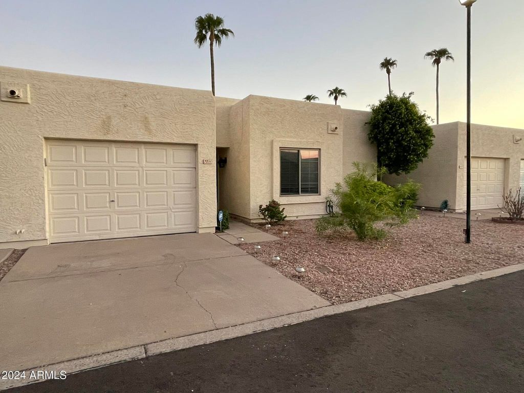 7811 E PARK VIEW Drive, Mesa, AZ 85208