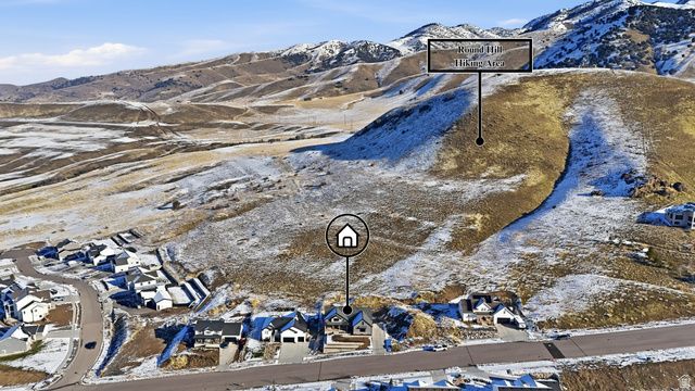 907 E 630 N, Hyde Park, UT 84318