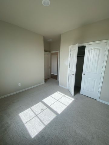 54 Sunny Side Road, Valley View, TX 76272