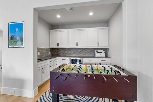 209 Malone Street, Houston, TX 77007