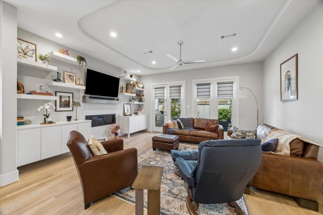 209 Malone Street, Houston, TX 77007