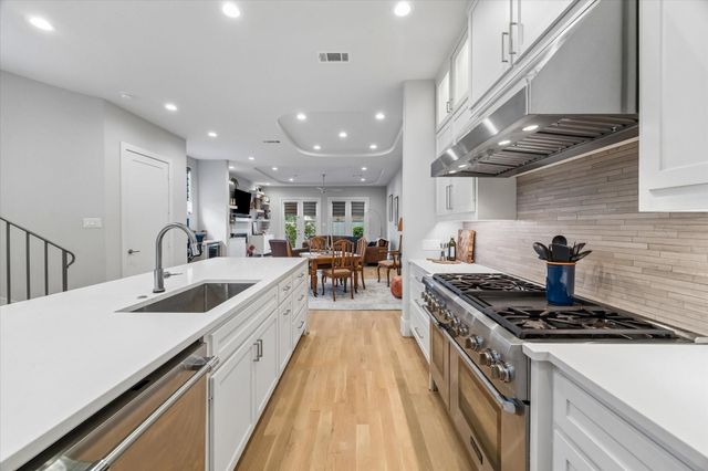 209 Malone Street, Houston, TX 77007