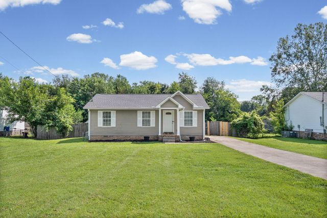 250 Hugh Hunter Rd, Oak Grove, KY 42262