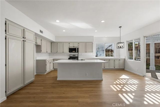 5640 Eisenhower Way, Palmdale, CA 93552