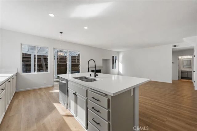 5640 Eisenhower Way, Palmdale, CA 93552