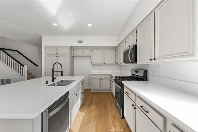 5640 Eisenhower Way, Palmdale, CA 93552