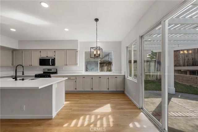 5640 Eisenhower Way, Palmdale, CA 93552