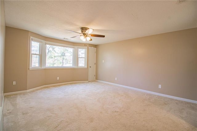 713 Tyler Avenue, Warrensburg, MO 64093