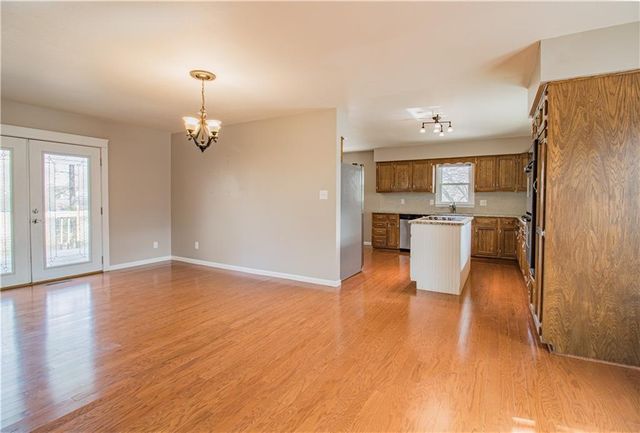 713 Tyler Avenue, Warrensburg, MO 64093