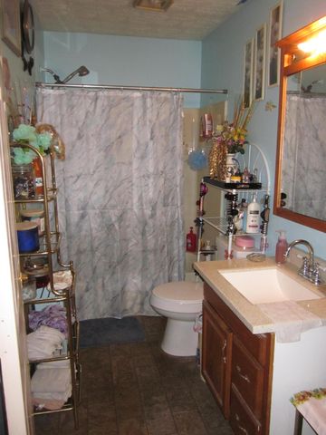 220 E Washington Street, Winchester, KY 40391