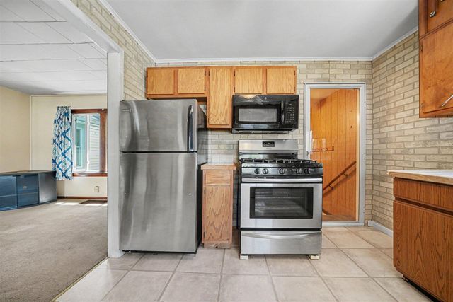 315 Pine Street, Decatur, MI 49045