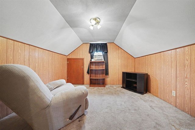 315 Pine Street, Decatur, MI 49045