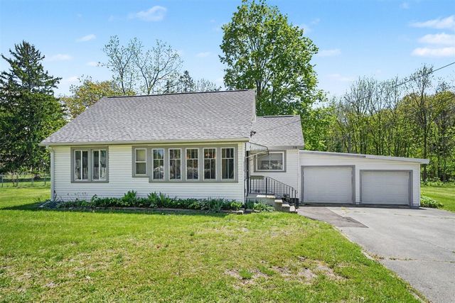 315 Pine Street, Decatur, MI 49045