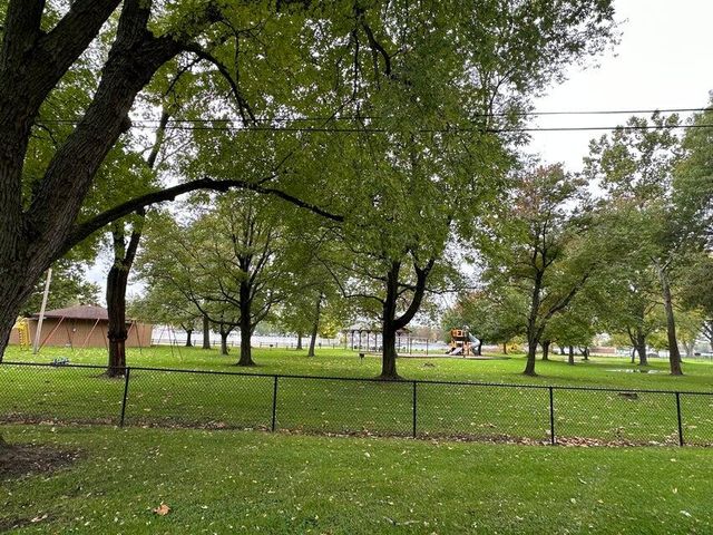 315 Pine Street, Decatur, MI 49045