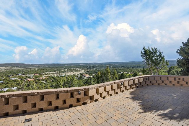 96 Sandia Mountain Ranch Drive, Tijeras, NM 87059